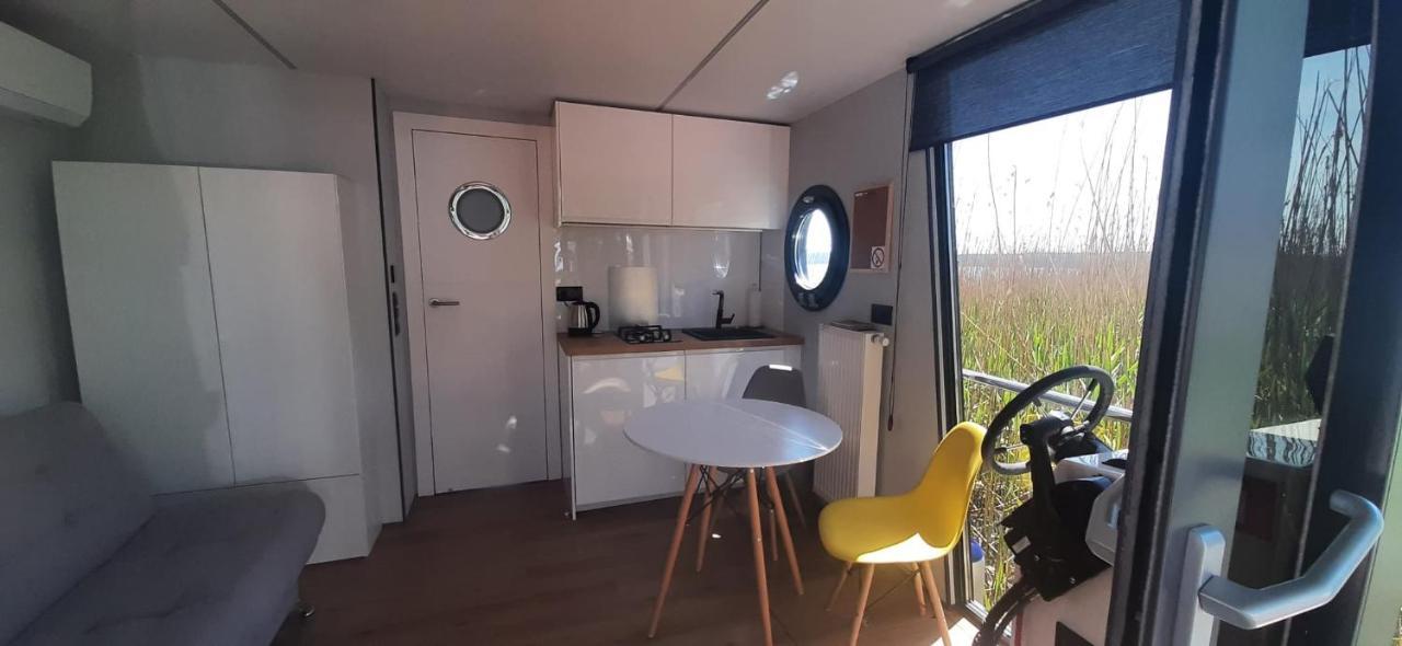Houseboat Hotell Gudowo Exteriör bild
