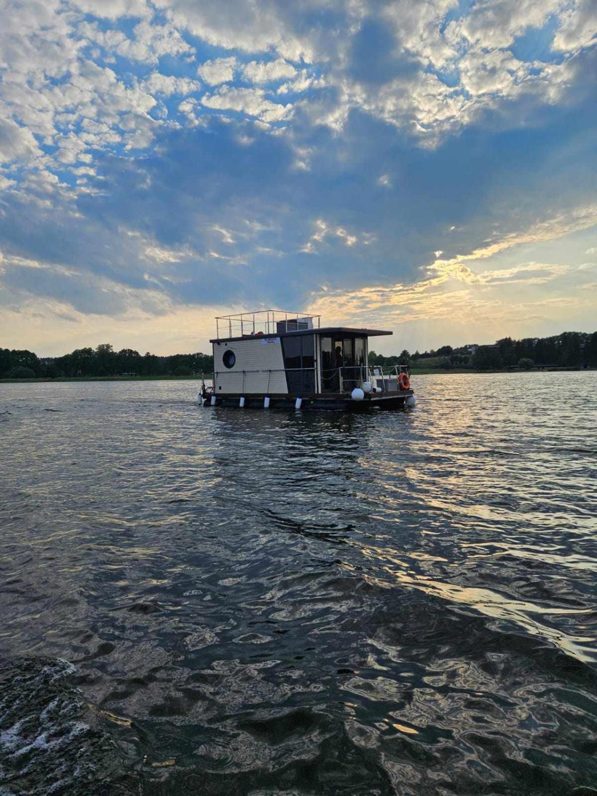Houseboat Hotell Gudowo Exteriör bild